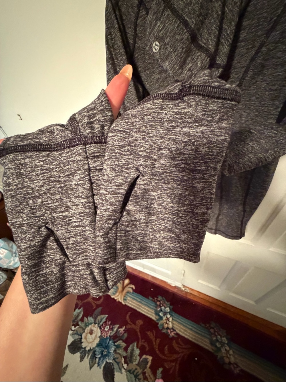 Lululemon Back On Track Pullover Size 10 - Picture 5 of 6